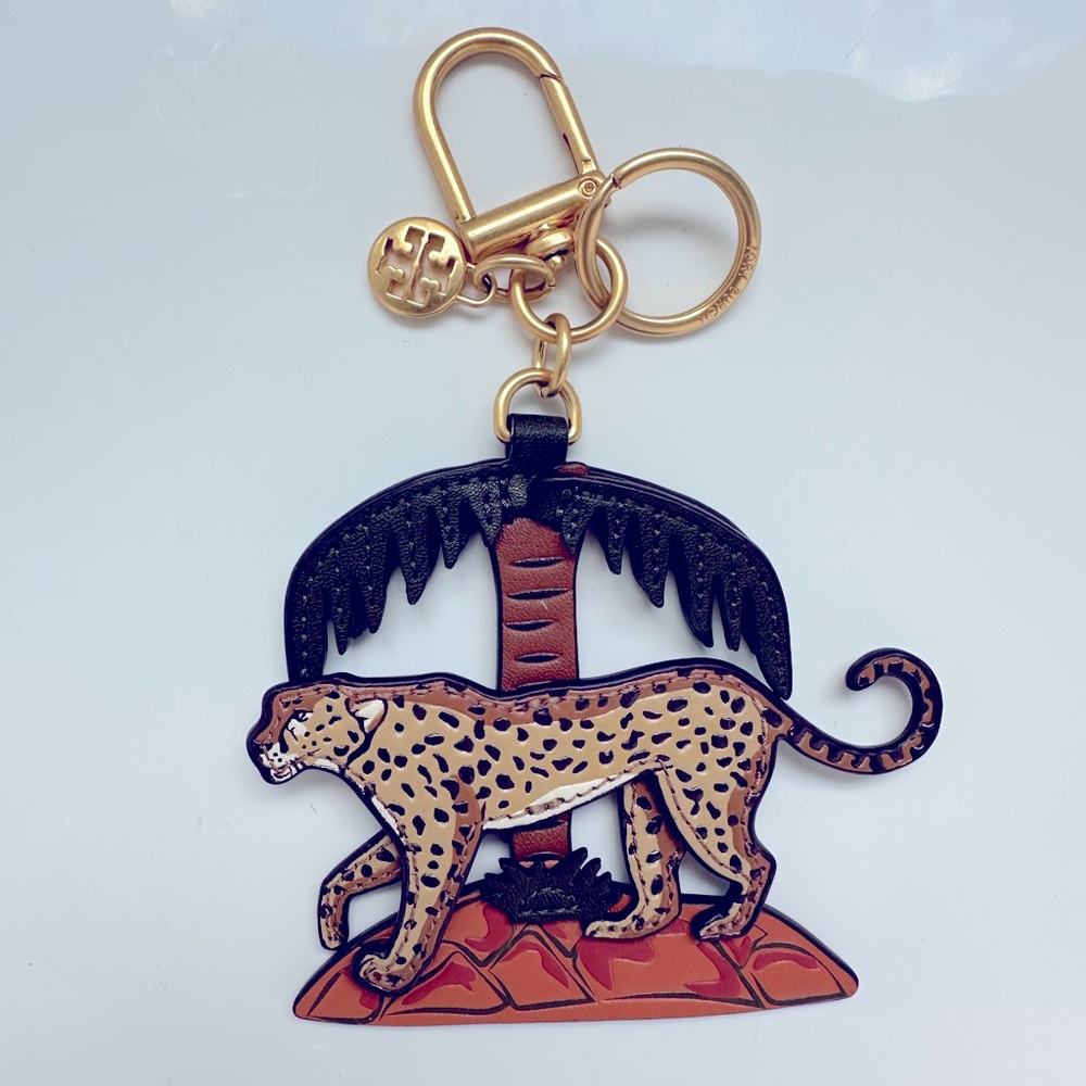 TORY BURCH • Cheetah Key FOB Keychain Accessory Bag Ornament